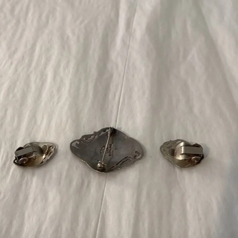 Vintage SIAM sterling silver pin and earrings set - Picture 2 of 2
